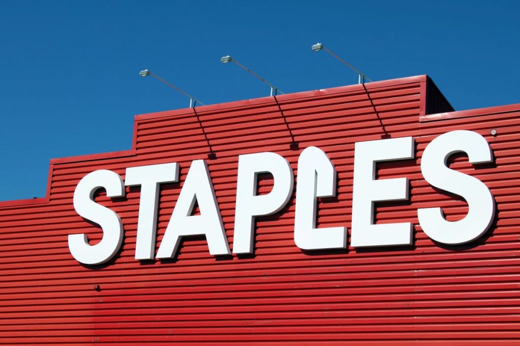 Staples Canada acquires Denis Office Supplies and Furniture and Supreme